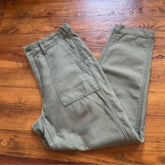 MADEWELL Dried Clover Green High Waisted Griff Tapered Fatigue Cargo Pants in 27 - Picture 12 of 16